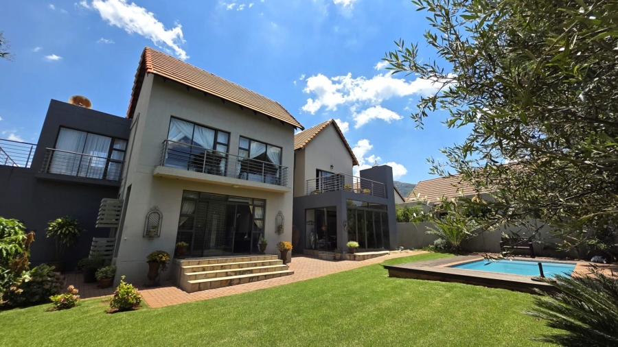 4 Bedroom Property for Sale in Leloko North West